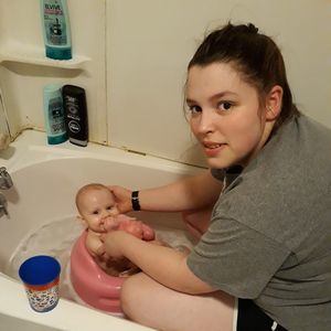 Meet your Posher, Dakota